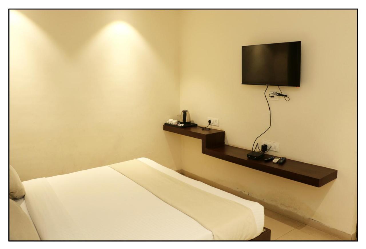 Hotel Vrindavan Palace Indore Exterior foto